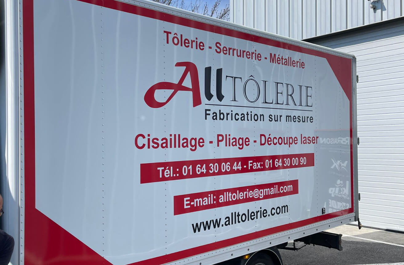 Moncoverinc.com - Marquage publicitaire sur véhicule professionnel